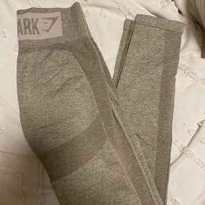 Gymshark booty contour light green leggings